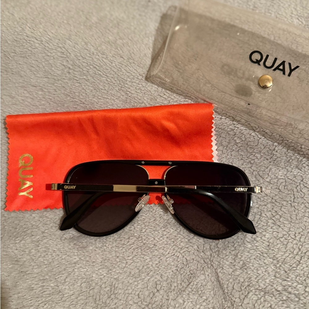 Quay high profile sunglasses - Picture 2 of 2